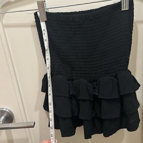 Olivaceous Black Mini Ruffle Skirt Size Small - Picture 4 of 4